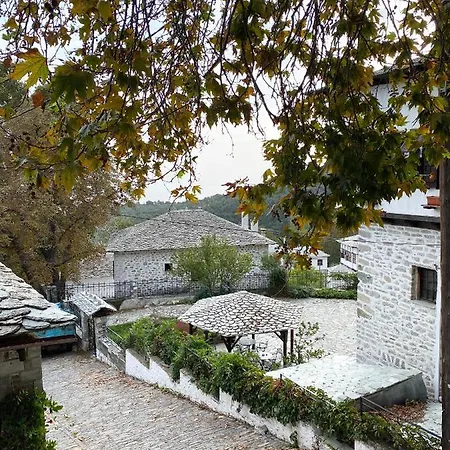 Alatinos Hotel